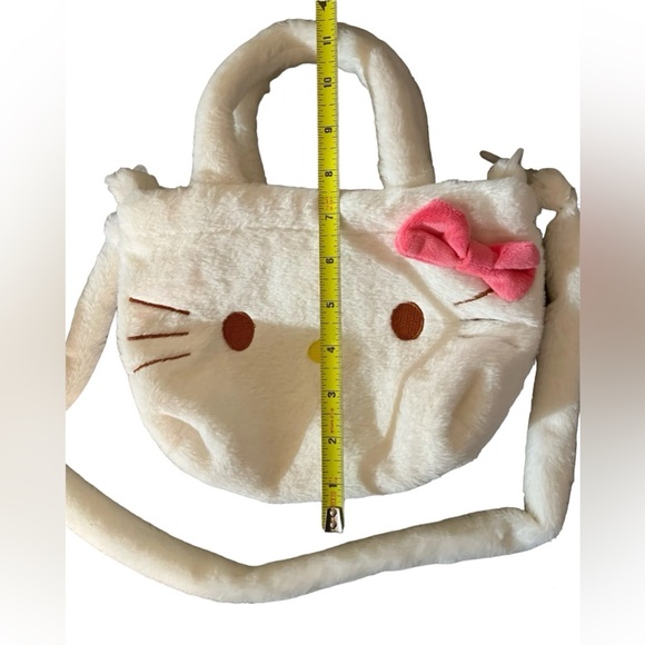 ‼️SOLD‼️ NWT Sanrio Hello Kitty Plushie Bag - Picture 10 of 12